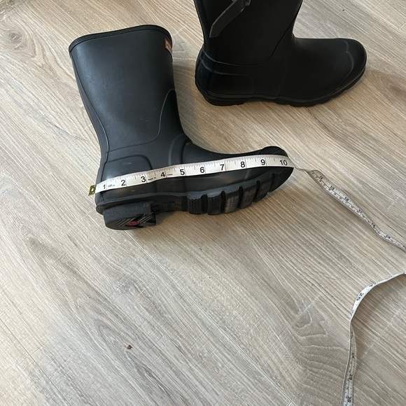 Hunter Original Women's Black Rain Boots - Picture 9 of 10